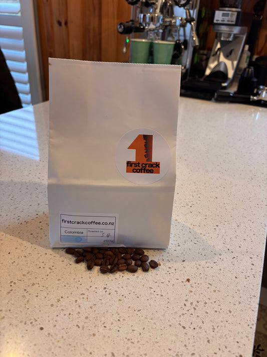 Roast Coffee > Colombia Medellin : 250g